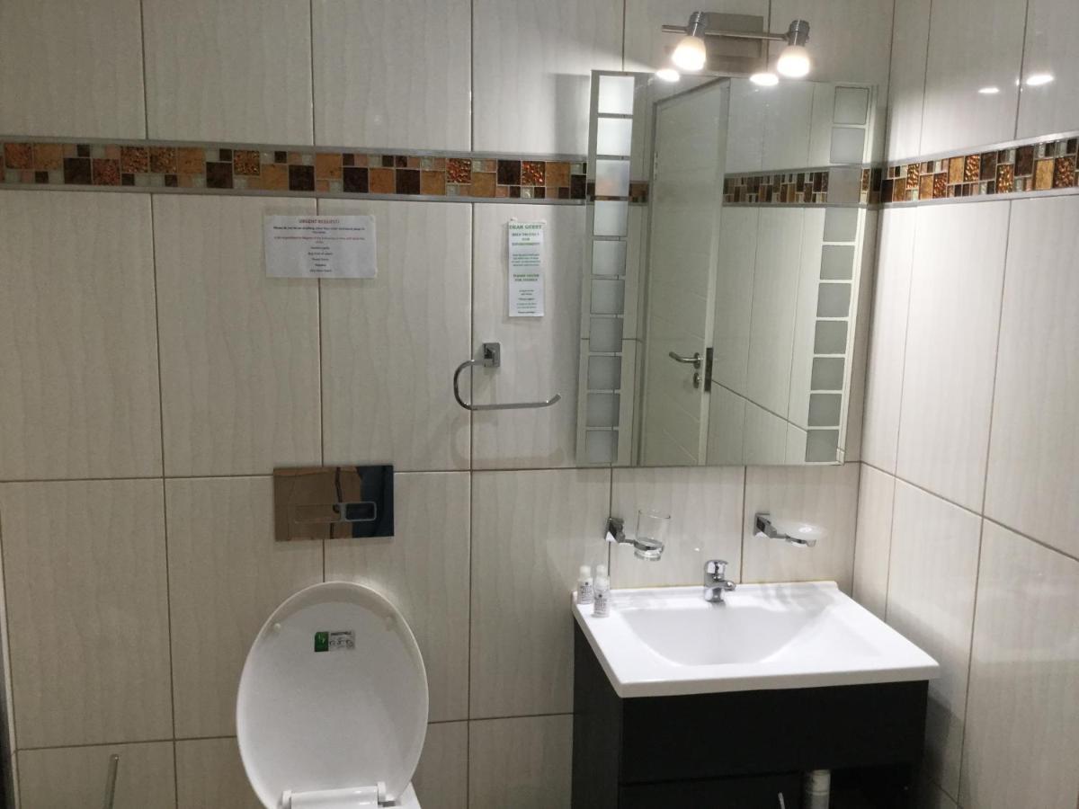 Goodey'S Guesthouse Претория Экстерьер фото